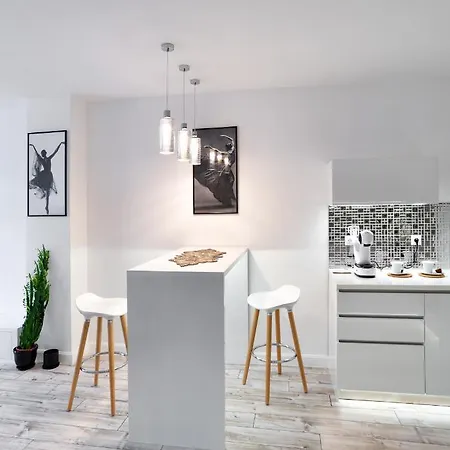 Beautiful Place In The Heart Of The City!!!!