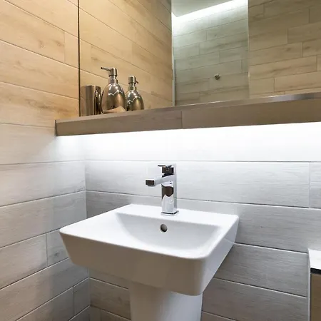 Beautiful Place In The Heart Of The City!!!! Apartman