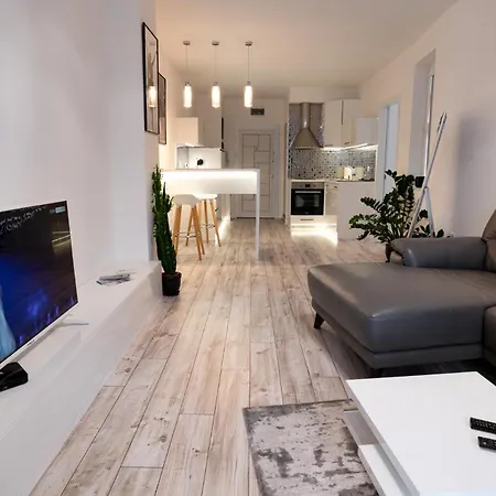 Apartment Beautiful Place In The Heart Of The City!!!!